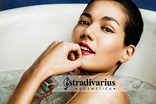 Stradivarius lanza su primera línea de maquillaje con pintalabios, pintauñas...