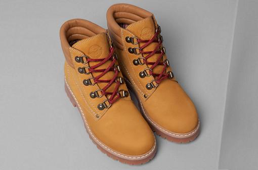 Zapatos Pull and Bear otoño invierno 2014 2015: botines de montaña, mocasines, botas, oxford...
